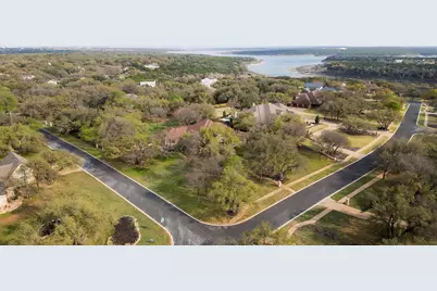 301 Goldridge Drive, Georgetown, TX 78633 - Photo 2