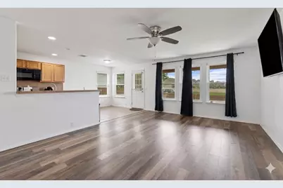 1121 Sweet Gum Dr, Kyle, TX 78640 - Photo 6