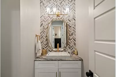 3018 Sunridge Drive #8, Austin, TX 78741 - Photo 14