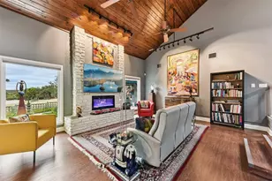 66 Woodcreek Dr, Wimberley, TX 78676 - Photo 4