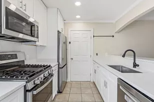 2401 Lasso Dr, Round Rock, TX 78681 - Photo 14