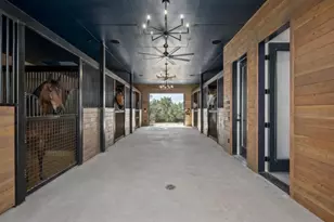 475 Happy Trail, Dripping Springs, TX 78620 - Photo 4