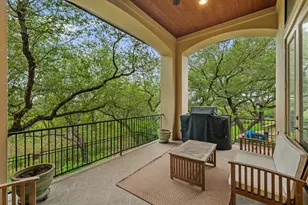 2813 University Club Dr, Austin, TX 78732 - Photo 4