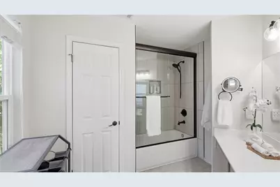 8116 Hawick Drive, Round Rock, TX 78681 - Photo 10