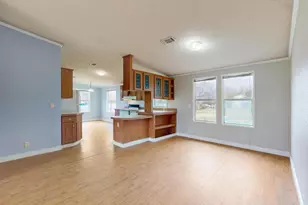 262 Hwy 290 E, Elgin, TX 78621 - Photo 12