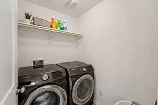 210 Helen Rd, Hutto, TX 78634 - Photo 10