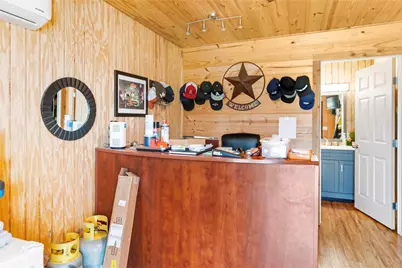 387 Highway 95 Highway S, Elgin, TX 78621 - Photo 6