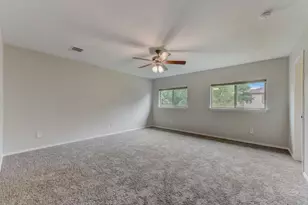 5111 N Hearsey Dr, Austin, TX 78744 - Photo 12