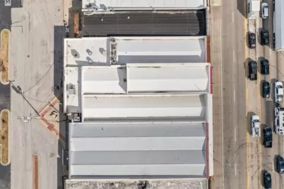 155 W Austin Street, Giddings, TX 78942 - Photo 30