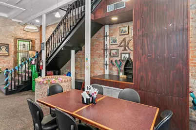 155 W Austin Street, Giddings, TX 78942 - Photo 10