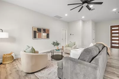 197 S Buckhorn Drive, Bastrop, TX 78602 - Photo 6