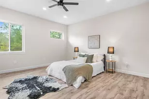 197 S Buckhorn Dr, Bastrop, TX 78602 - Photo 14