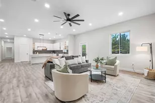 197 S Buckhorn Dr, Bastrop, TX 78602 - Photo 6