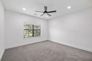 1036 Liberty Park Dr, Austin, TX 78746 - Photo 20