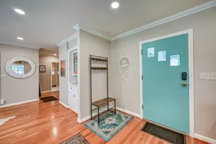 708 W Schubert St, Fredericksburg, TX 78624 - Photo 10