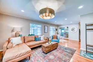 708 W Schubert St, Fredericksburg, TX 78624 - Photo 6