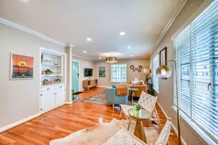 708 W Schubert St, Fredericksburg, TX 78624 - Photo 8