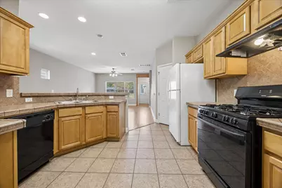 [Address not provided], Austin, TX 78752 - Photo 8