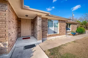 616 N Baker Cir, Leander, TX 78641 - Photo 4
