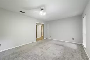 6305 Shadow Valley Dr, Austin, TX 78731 - Photo 16