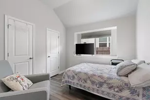 808 Wagon Spoke Wy, Liberty Hill, TX 78642 - Photo 18