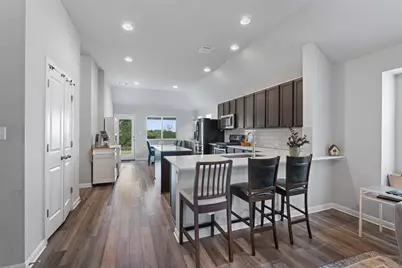 808 Wagon Spoke Way, Liberty Hill, TX 78642 - Photo 4