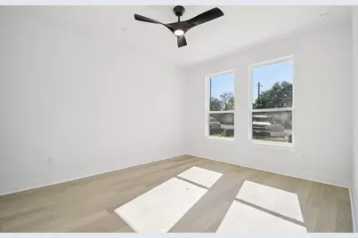 200 W 56th Street #5102, Austin, TX 78751 - Photo 10