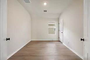 116 Clover Bnd, Liberty Hill, TX 78642 - Photo 32