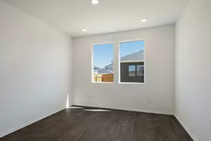 302 Puerto Plata Ave, Bastrop, TX 78602 - Photo 12