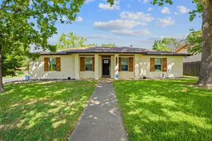 7110 Tawny Cir, Austin, TX 78745 - Photo 2