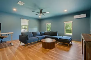 7110 Tawny Cir, Austin, TX 78745 - Photo 16