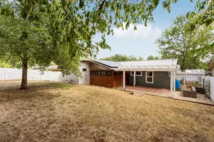 2608 Sherwood Ln, Austin, TX 78704 - Photo 32