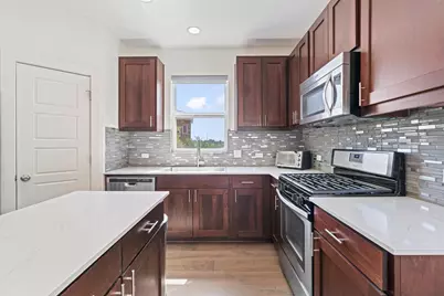 2017 Geniveive Lane, Austin, TX 78741 - Photo 8