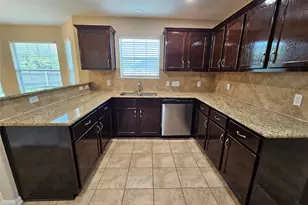 19001 Leigh Ln, Pflugerville, TX 78660 - Photo 10
