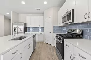 441 Hortus Dr, Kyle, TX 78640 - Photo 16