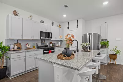 310 N Richland Drive, Lockhart, TX 78644 - Photo 4