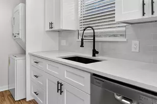 3432 Willowrun Dr, Austin, TX 78704 - Photo 16