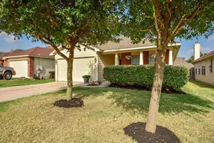 203 Fistral Dr, Hutto, TX 78634 - Photo 2