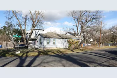 1121 Henninger Street, Austin, TX 78702 - Photo 30