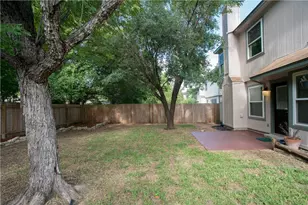 1402 E Green Terrace Dr, Round Rock, TX 78664 - Photo 6