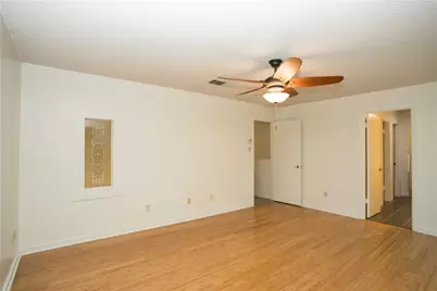 1402 E Green Terrace Drive, Round Rock, TX 78664 - Photo 18