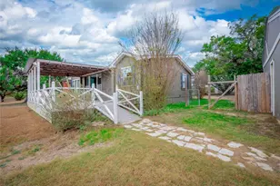 635 Ramms Dr, Florence, TX 76527 - Photo 30