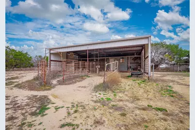 635 Ramms Drive, Florence, TX 76527 - Photo 34