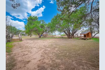 635 Ramms Drive, Florence, TX 76527 - Photo 26