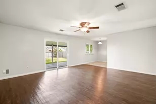 2004 Greenhill Dr, Round Rock, TX 78664 - Photo 10