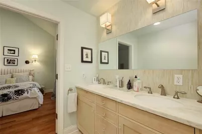4412 Barrow Avenue #B, Austin, TX 78751 - Photo 18