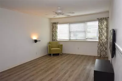 8888 Tallwood Drive #2109, Austin, TX 78759 - Photo 2