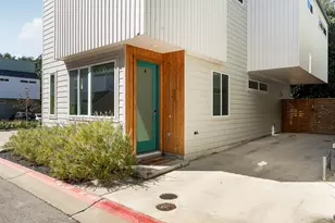 814 N Bluff Dr, Austin, TX 78745 - Photo 2