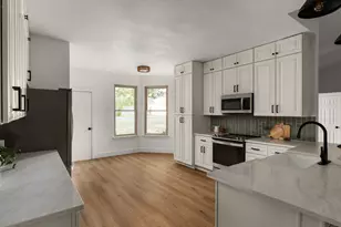 11804 Prairie Hen Ln, Austin, TX 78758 - Photo 10