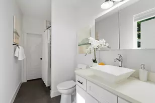 2807 E 4th St, Austin, TX 78702 - Photo 26